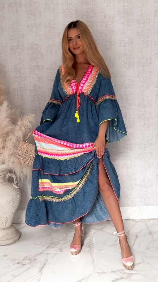 Bawełniana jeansowa MAXI sukienka z neonowymi wstawkami BLUE JEANS - S172