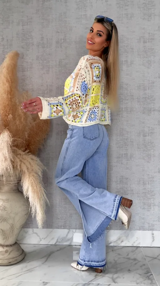 Wiosenny ażurowy sweterek w szydełkowym stylu KANARKOWY z niebieskim - R690C