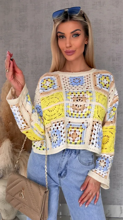 Wiosenny ażurowy sweterek w szydełkowym stylu KANARKOWY z niebieskim - R690C