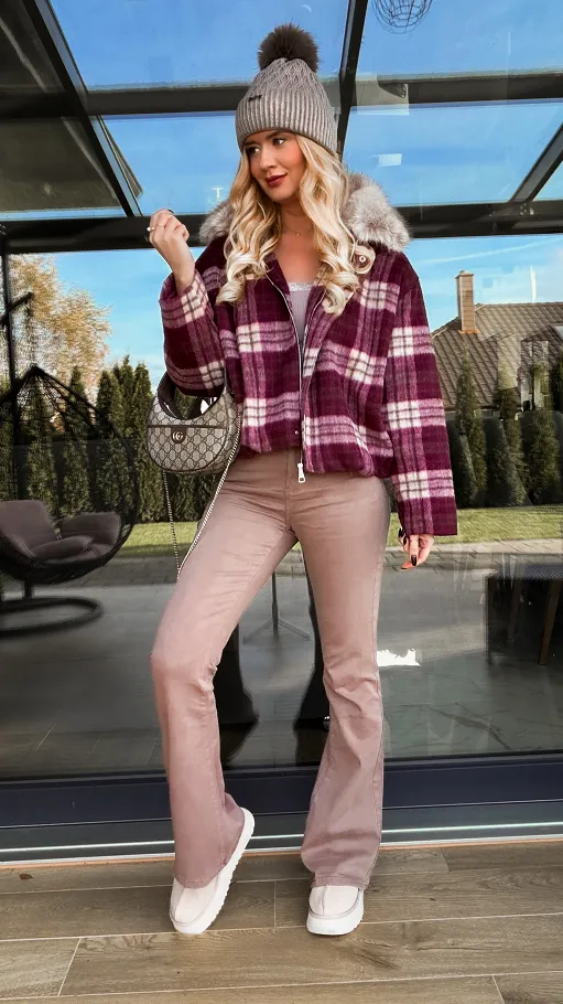 Modowa kurtka flanelowa w bordową kratę z futerkiem ONE SIZE - R248A