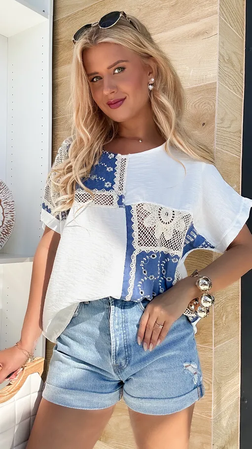 Luźna letnia bluzka z szydełkowymi i jeansowymi wstawkami ONE SIZE - P910