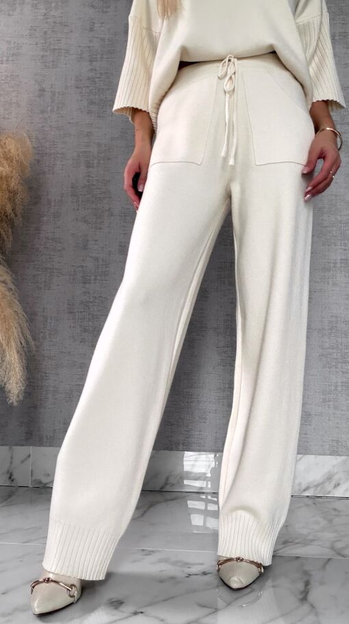 Idealny wiosenny komplet dzianinowy ECRU sweter + spodnie ONE SIZE - R653