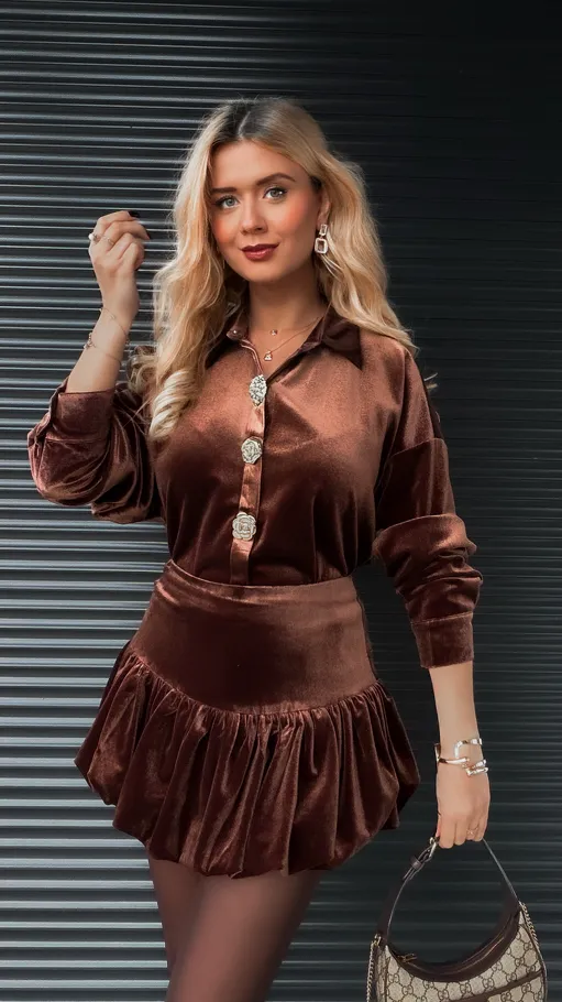 Brązowy aksamitny komplet koszula + spódniczka - R372A