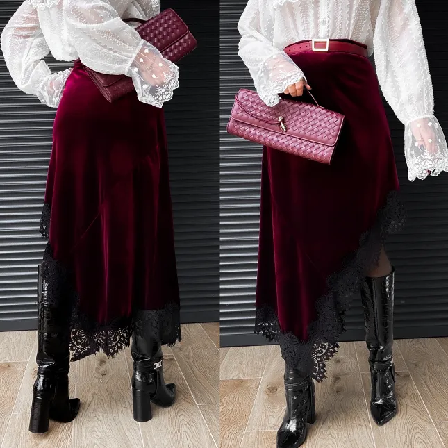 Asymetryczna aksamitna spódnica z koronką ONE SIZE bordo - R405A