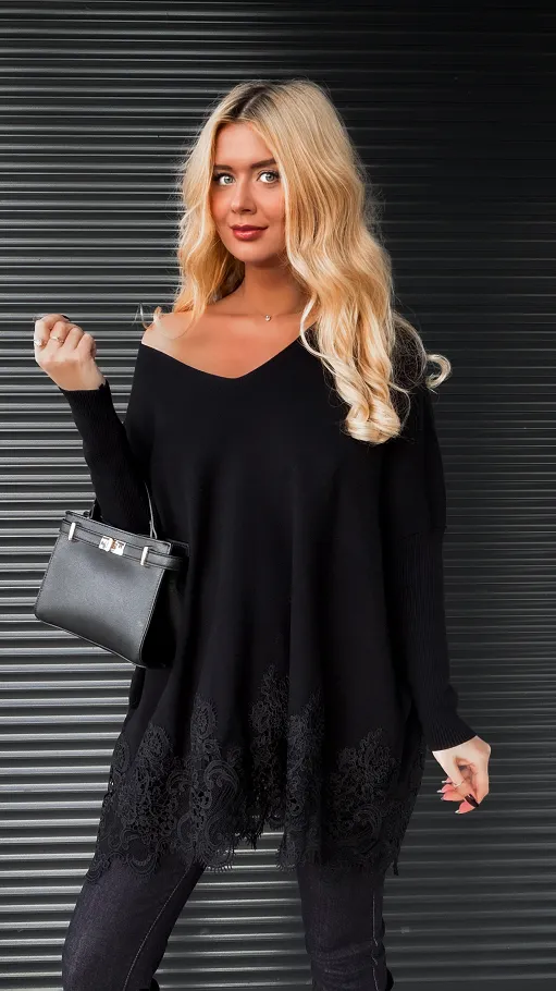 Elegancki długi sweter z koronką w kolorze CZARNY - R172B