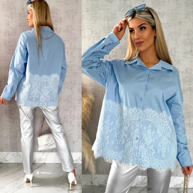 Bawełniana pastelowa koszula z białą koronką ONE SIZE blue - R526
