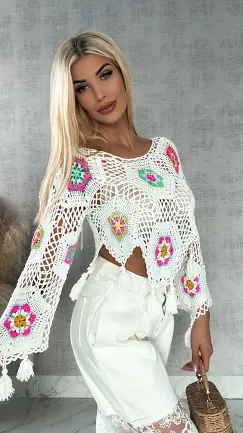 Biały ażurowy sweter szydełkowy z chwostami ONE SIZE - R409