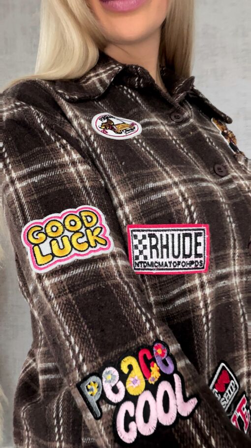 Bawełniana czekoladowa koszula w kratę z naszywkami ONE SIZE - R616