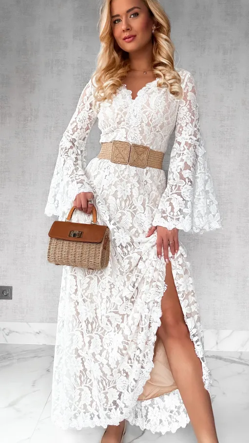 Biała MAXI sukienka koronkowa BOHO z szerokimi rękawami - P276