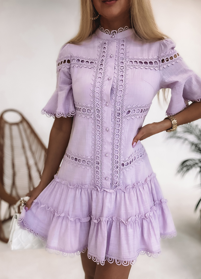Liliowa sukienka z mini guzikami z bawełny - M788