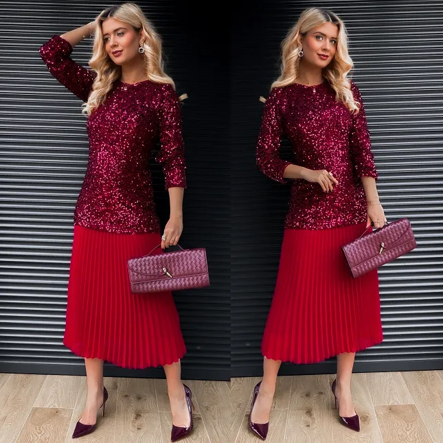 Długa sukienka warstwowa w cekiny z plisowaniem ONE SIZE bordowa - R408