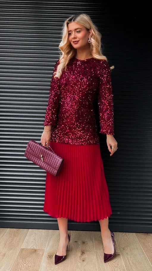 Długa sukienka warstwowa w cekiny z plisowaniem ONE SIZE bordowa - R408