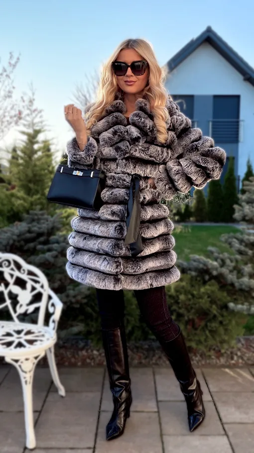 Ekskluzywne mięciutkie futerko golone w pasy DUO szare - R213B