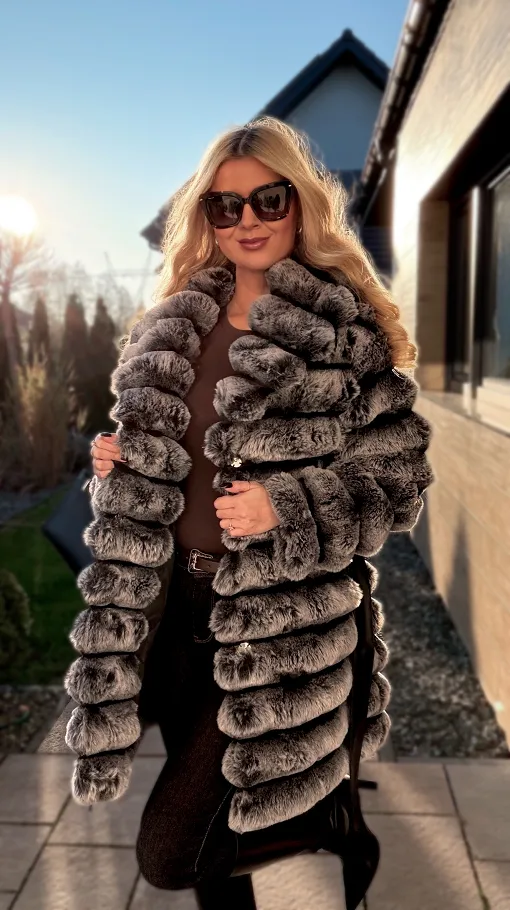 Ekskluzywne mięciutkie futerko golone w pasy DUO szare - R213B