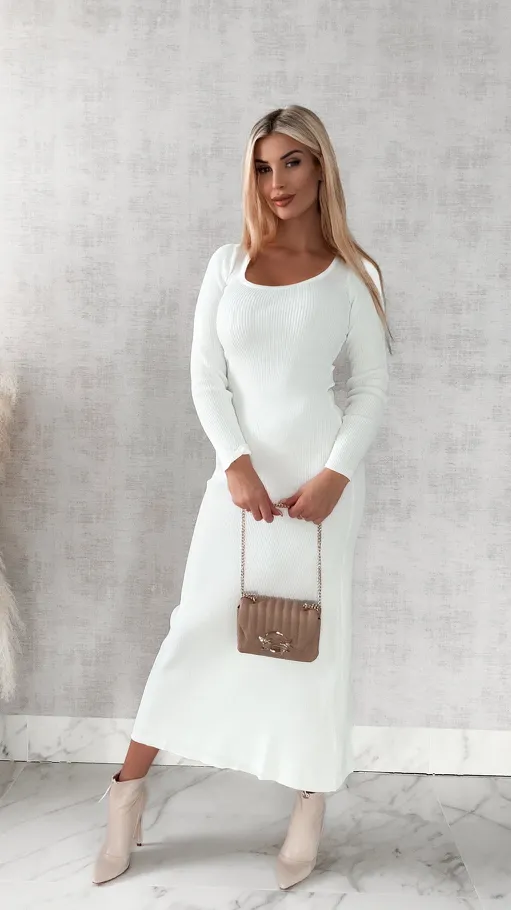 Maxi sukienka dzianinowa ONE SIZE biała - R463