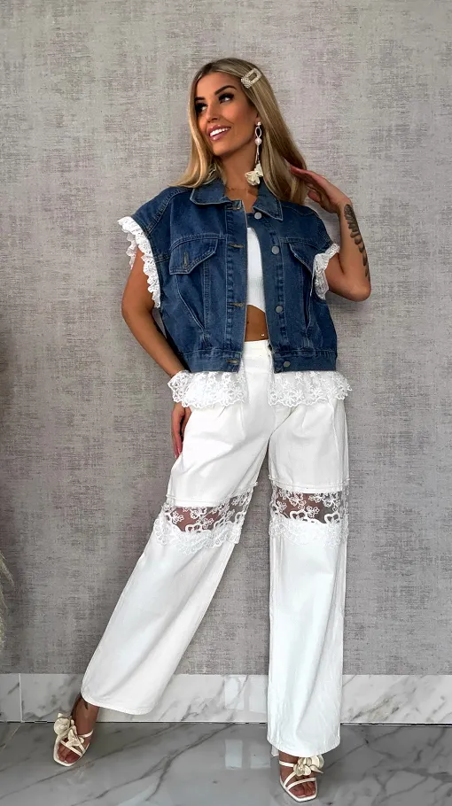 Fantastyczna kamizelka jeansowa z białą koronką ONE SIZE - R596