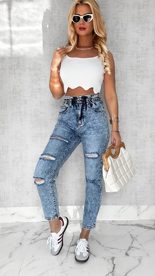 Elastyczne spodnie jeansowe z gumką w pasie BLUE JEANS - P567