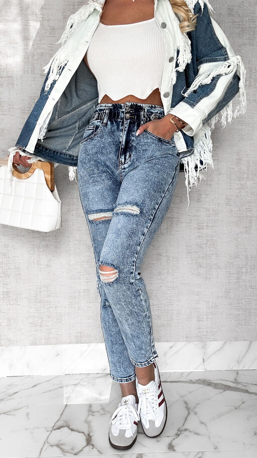 Elastyczne spodnie jeansowe z gumką w pasie BLUE JEANS - P567