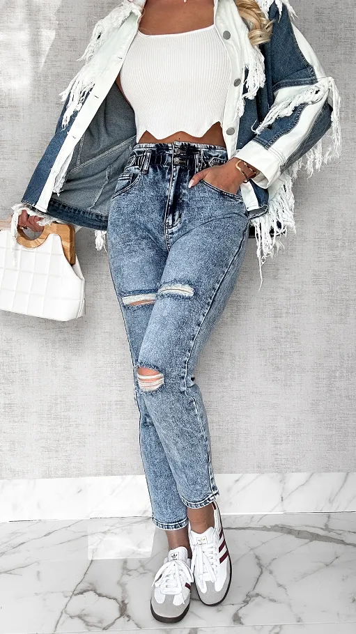 Elastyczne spodnie jeansowe z gumką w pasie BLUE JEANS - P567