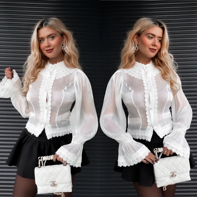 Elegancka biała bluzka koszulowa z koronką - R343