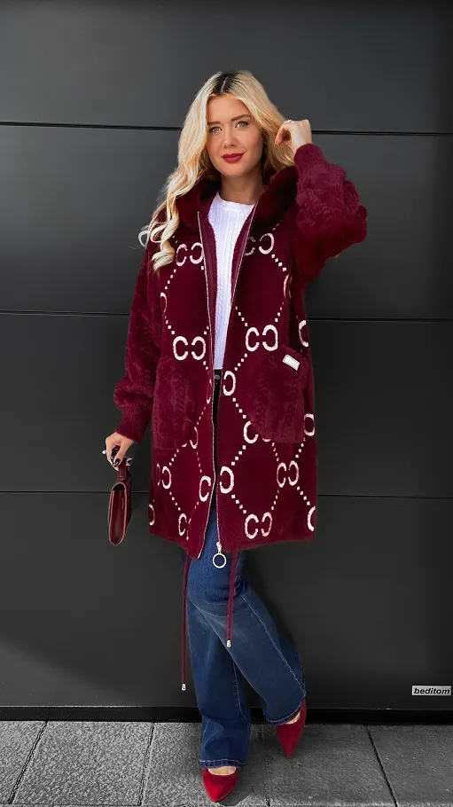 Idealny wełniany płaszcz ALPAKA z kapturem i futerkiem ONE SIZE bordo - R120