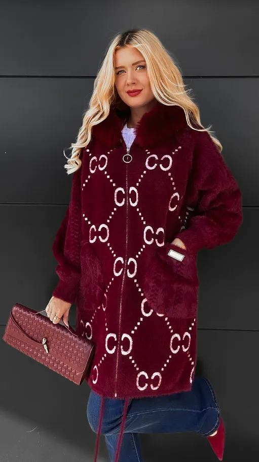 Idealny wełniany płaszcz ALPAKA z kapturem i futerkiem ONE SIZE bordo - R120