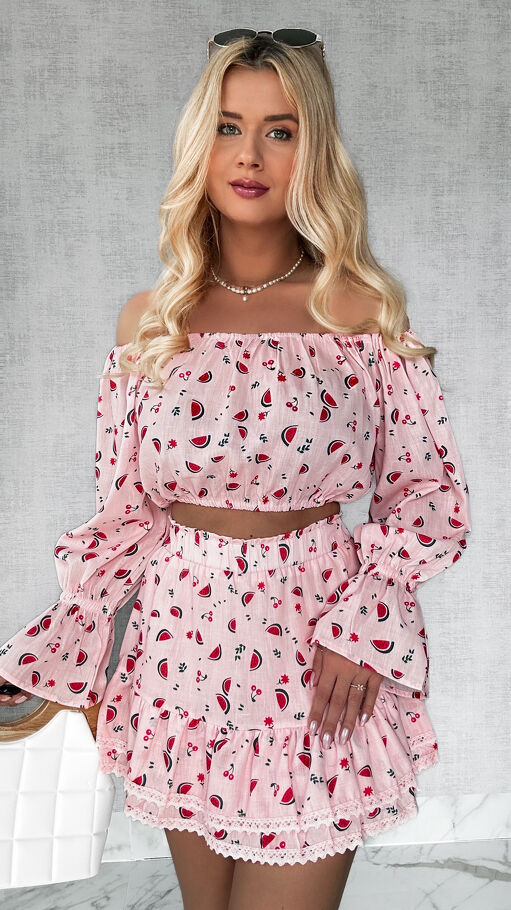 Bawełniany różowy komplet w owoce bluzka TOP + spódnico-spodenki - P547