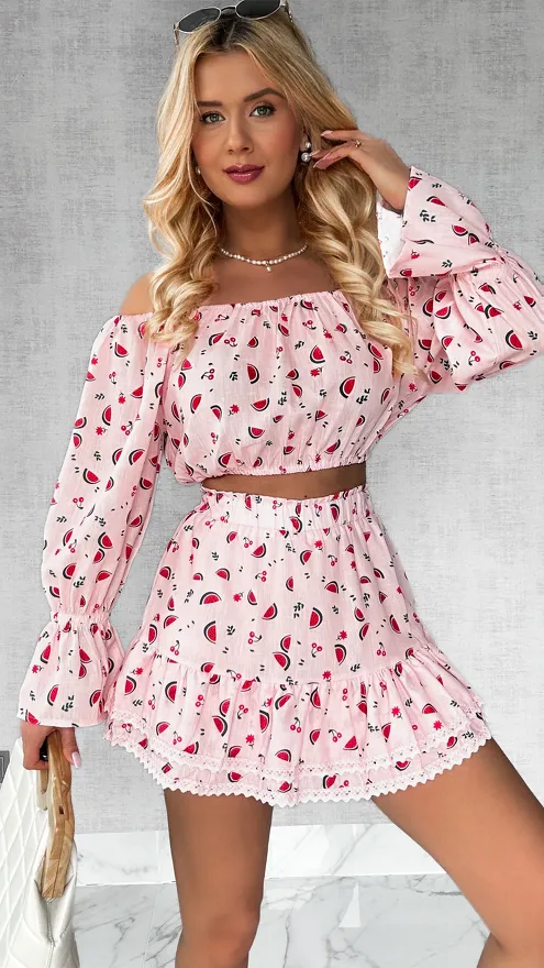 Bawełniany różowy komplet w owoce bluzka TOP + spódnico-spodenki - P547