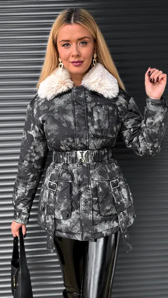 Kurtka na zimę w stylu MORO z jasnym eko futerkiem - N749