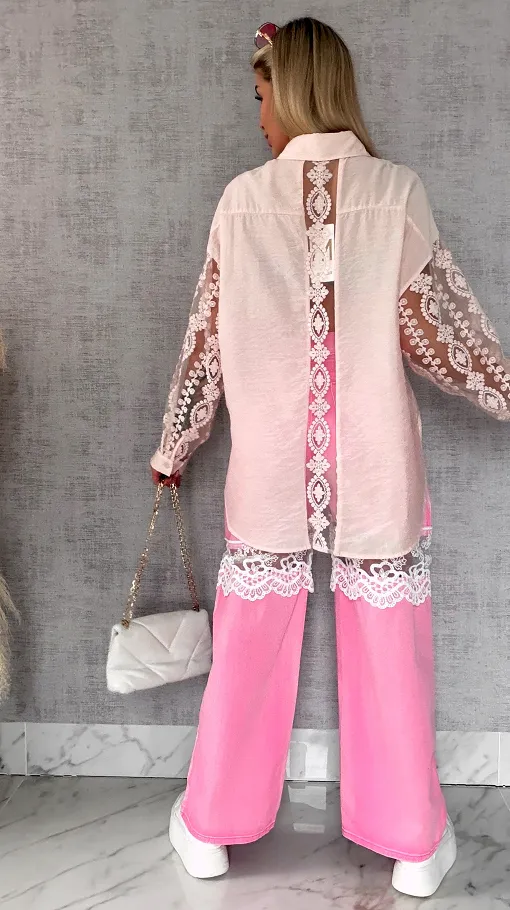 Pudrowa koszula z koronkowymi wstawkami ONE SIZE - R585