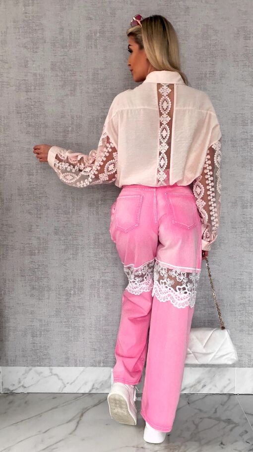 Pudrowa koszula z koronkowymi wstawkami ONE SIZE - R585