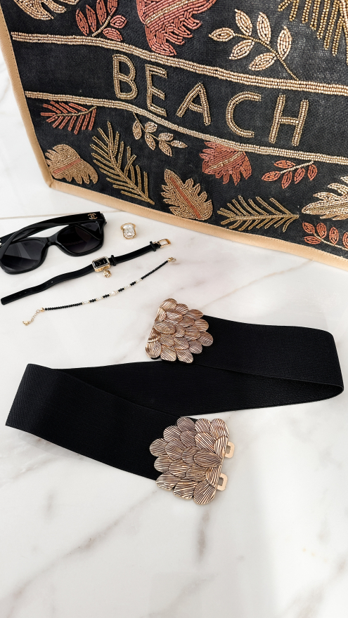 Czarny elastyczny pasek ze złotą klamrą w kształcie KWIATA - P659