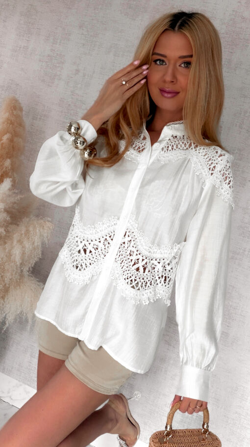 Elegancka biała koszula łączona z modną gipiurą ONE SIZE - S025