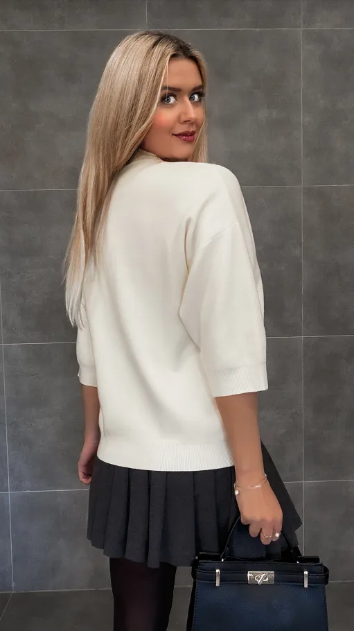 Elegancki sweter ECRU półgolf z kwiatami ONE SIZE - R330