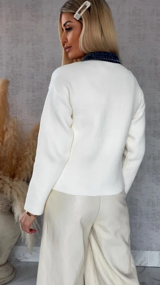 Wiosenny sweter ECRU w stylu katany z jeansowymi elementami ONE SIZE - R572