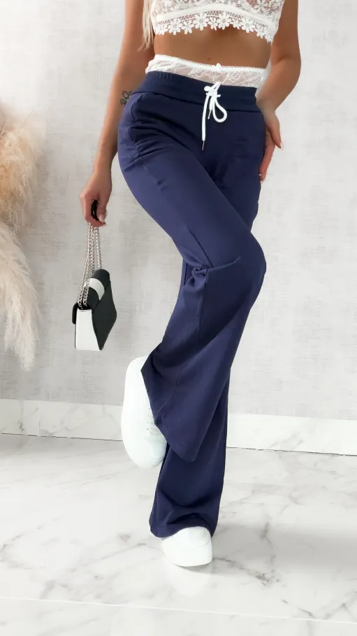 Bawełniane spodnie dresowe z koronkowym pasem GRANATOWE - R468A