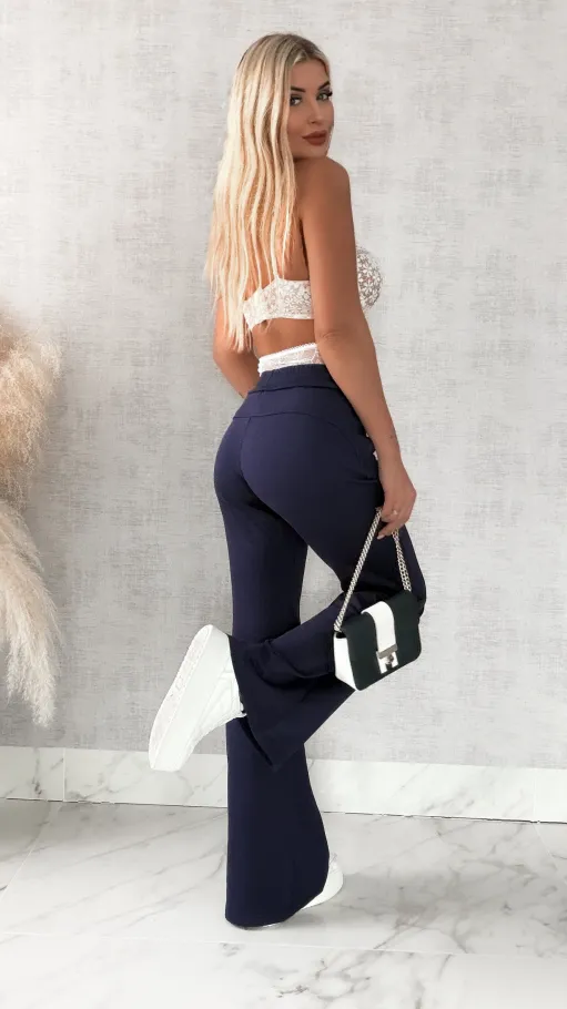 Bawełniane spodnie dresowe z koronkowym pasem GRANATOWE - R468A