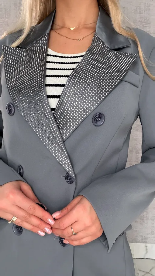Luźna szara marynarka OVERSIZE zdobiona cekinami - R497A