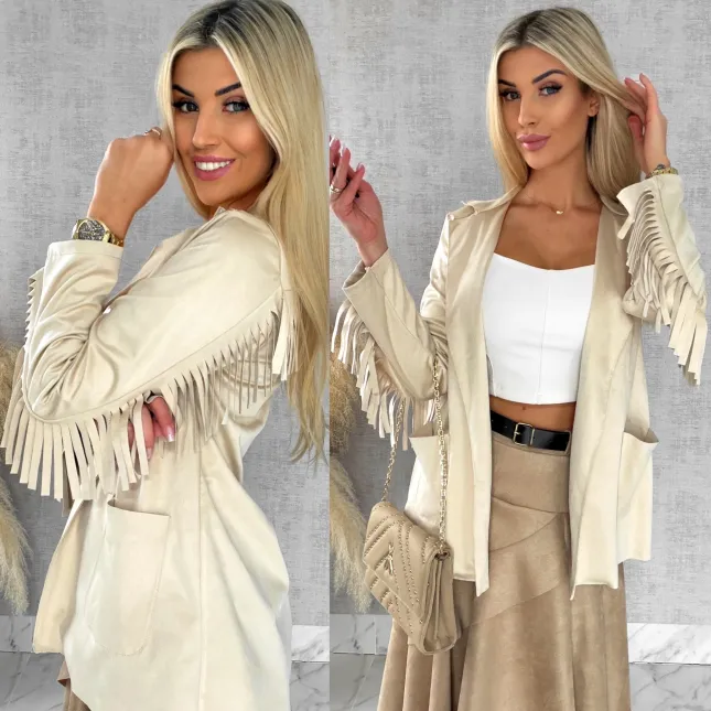 Oryginalna zamszowa narzutka z frędzlami ONE SIZE jasny beż - R519A