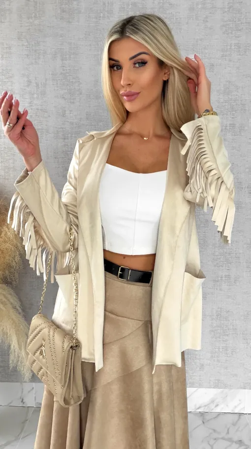 Oryginalna zamszowa narzutka z frędzlami ONE SIZE jasny beż - R519A