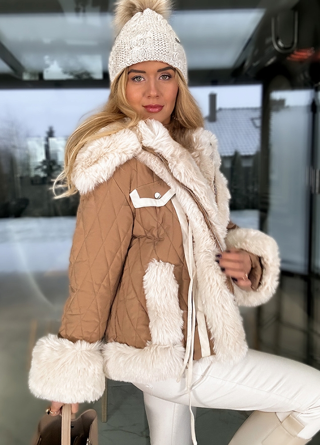 Pikowana krótka kurtka na zimę z jasnym futerkiem PREMIUM - M505
