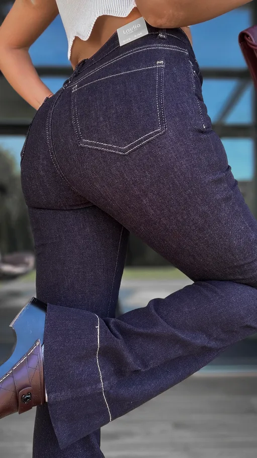 Elastyczne spodnie jeansowe DZWONY ciemny granat - R134