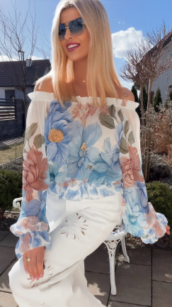 Lekka niebieska bluzka mgiełka na wiosnę ONE SIZE - R831A