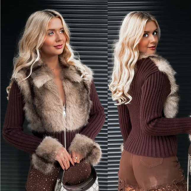 Modny sweter z wiskozy z futerkiem zapinany na zamek BRĄZOWY - R298A