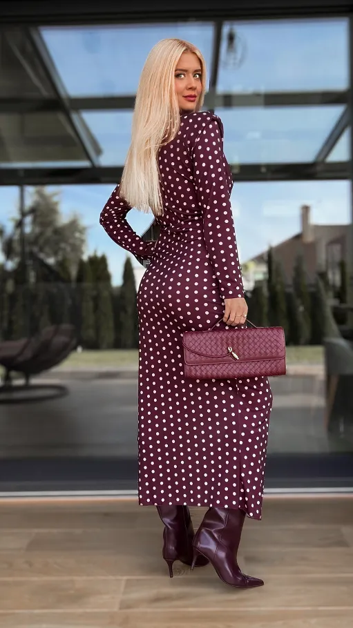 Elegancka długa sukienka w grochy z modnym rozcięciem BORDO - R126A