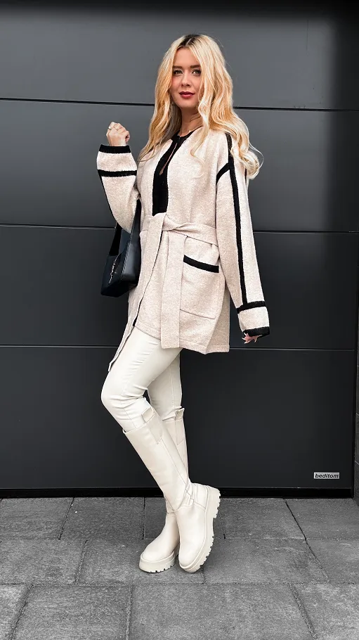 Wiązany beżowy kardigan z kieszeniami ONE SIZE - R081A