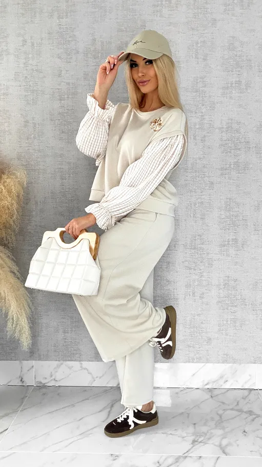 Luźna bluza z rękawami w kratkę i broszką ONE SIZE beżowa - R426B