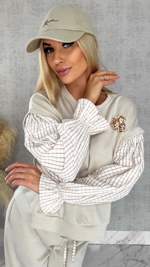 Luźna bluza z rękawami w kratkę i broszką ONE SIZE beżowa - R426B