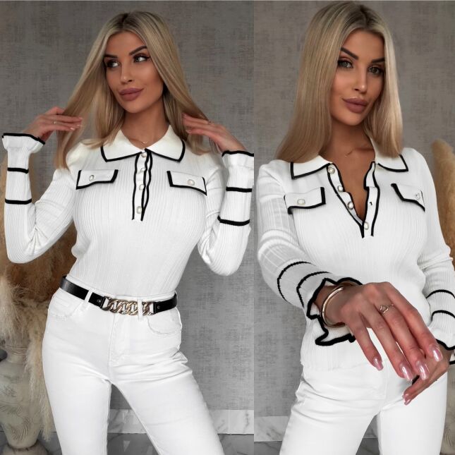 Wiosenna dzianinowa bluzka ze zdobionym dekoltem ONE SIZE biała - R636