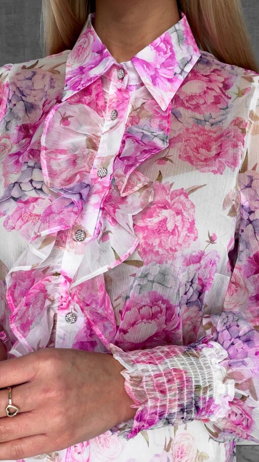 Elegancka bluzka koszulowa w różowe kwiaty - R739